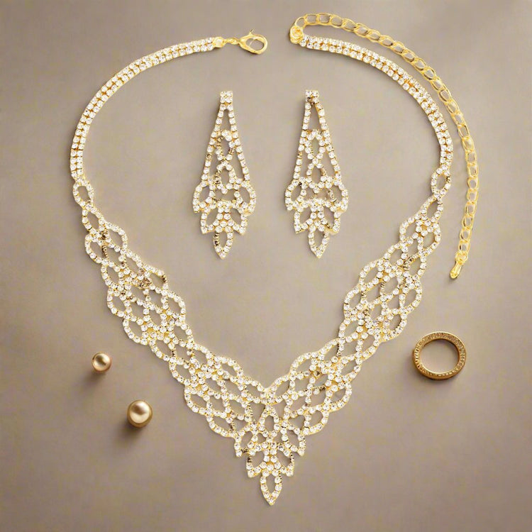 Elegant Silver Crystal Necklace Set - Gold & Silver Finish